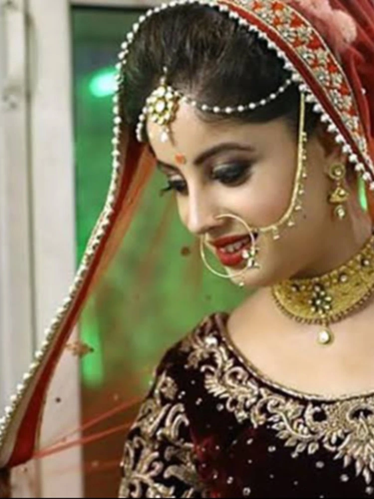 Meena S - Vanniyar Bride